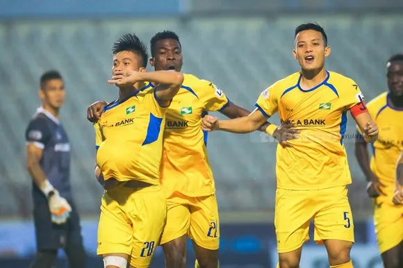 Khán giả Nghệ An được xem Văn Đức đấu Tuấn Anh miễn phí ảnh 1