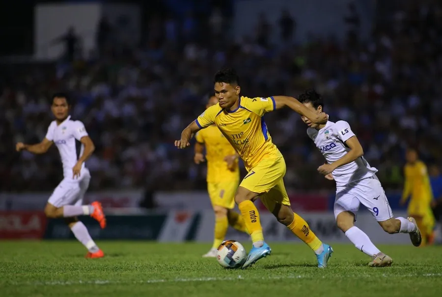 Thua SLNA 0-2, HA.GL có nguy cơ vào nhóm đua trụ hạng ảnh 1