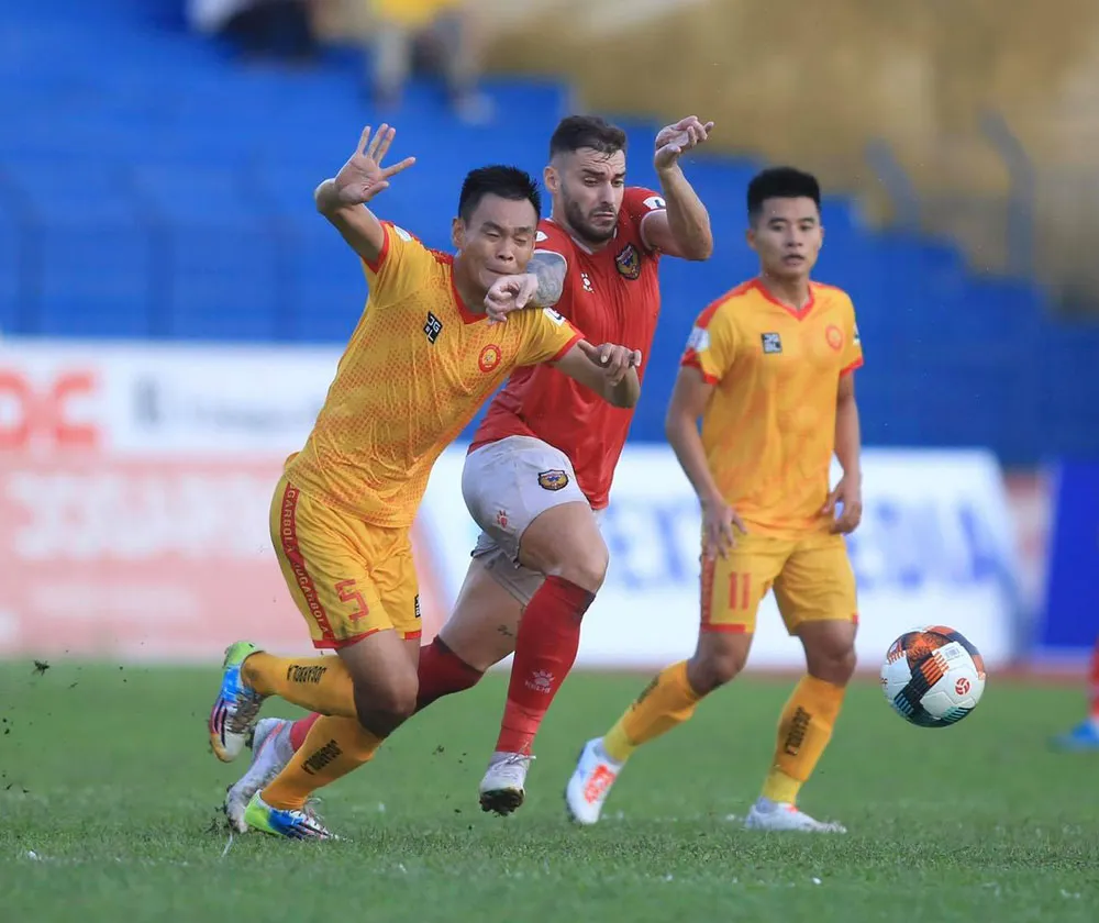 Hà Nội - Thanh Hóa: nhà vô địch tăng tốc ảnh 2