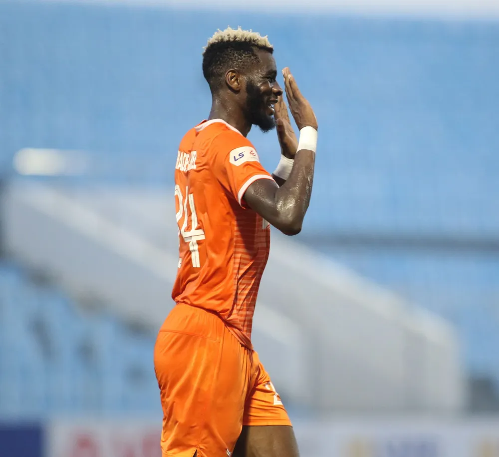 Akinade ghi bàn, Đà Nẵng đẩy Hải Phòng vào thế khó ảnh 1