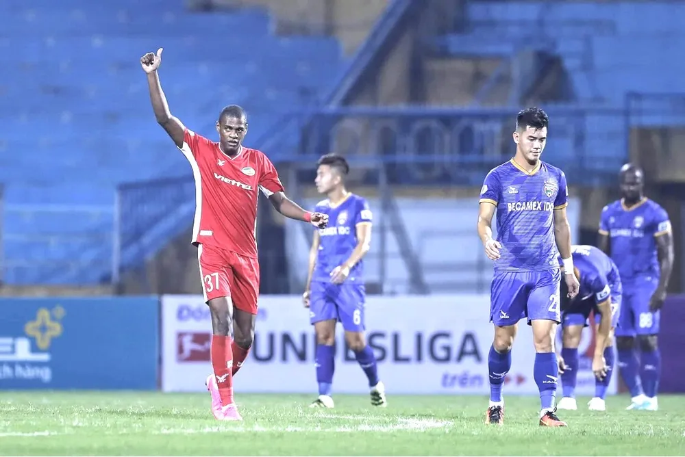 Bruno tiếp tục ghi bàn cho Viettel. Ảnh: MINH HOÀNG