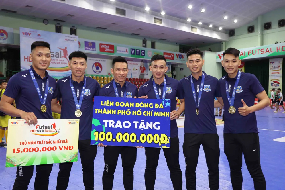 Thái Sơn Nam và kỷ lục 18 trận bất bại ảnh 3