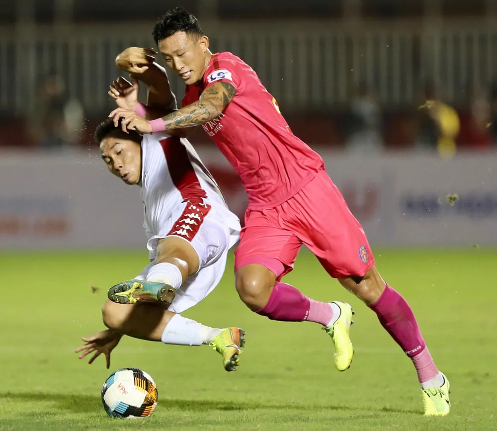 CLB Sài Gòn hụt hơi vì thiếu đa dạng trong lối chơi ảnh 1