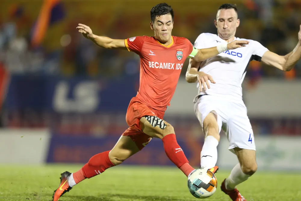HA.GL thua ngược trước B.Bình Dương ảnh 1