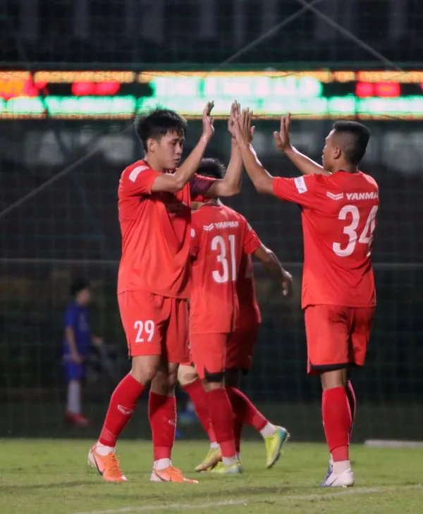 Thi đấu tập huấn: U22 Việt Nam thắng Phố Hiến 2-0 ảnh 1