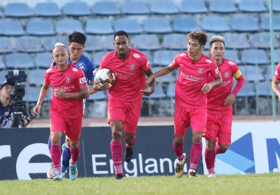 CLB Quảng Nam liên tục ‘chốt đơn’ V-League ảnh 1