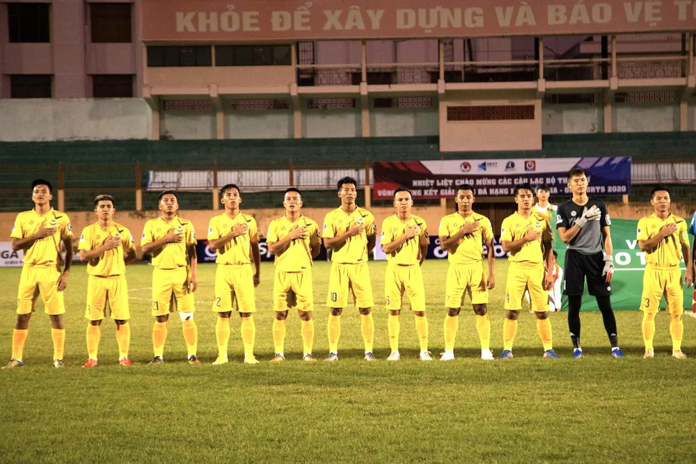 Vượt qua CAND, Gia Định giành vé thăng hạng cuối cùng ảnh 1