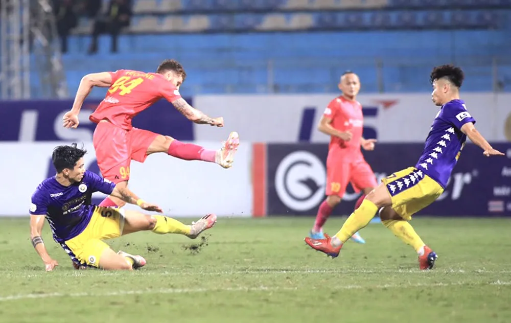 Ứng viên Cầu thủ nước ngoài xuất sắc 2020: ‘đồng cân, đồng lạng’ ảnh 1