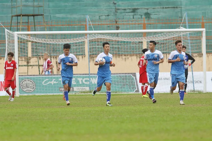 Cầu thủ U21 Đồng Tháp khóc ngất khi ‘lách khe cửa hẹp’ để vào bán kết ảnh 2