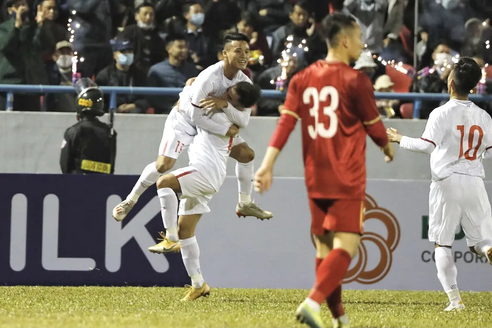 U22 Việt Nam 2 lần vượt lên dẫn trước. Ảnh: MINH HOÀNG