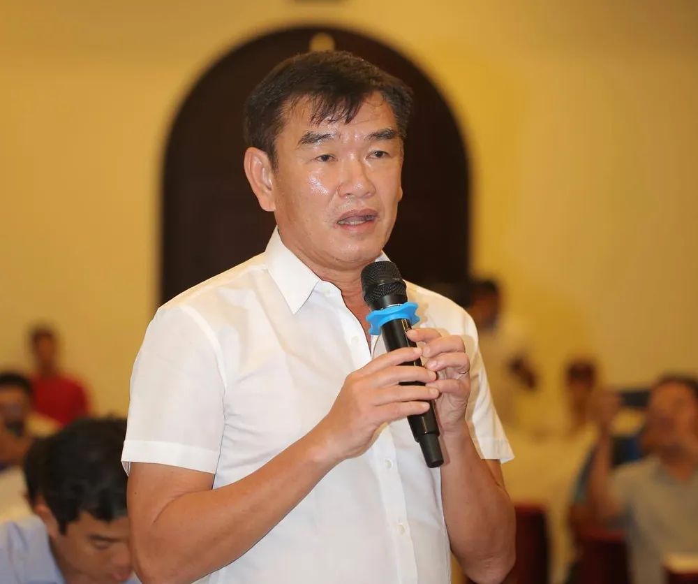 HLV Kiatisak sẽ xuất hiện tại Thiên Long - Masu Cup 2021 ảnh 1