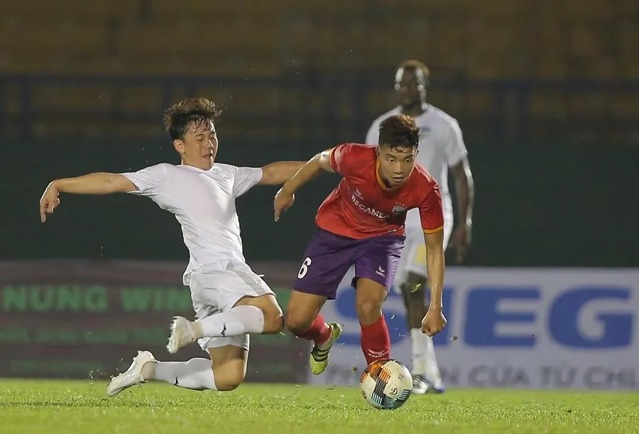 Đội hình 2 của HA.GL không thể gây bất ngờ trước thầy trò HLV Phan Thanh Hùng ảnh 1