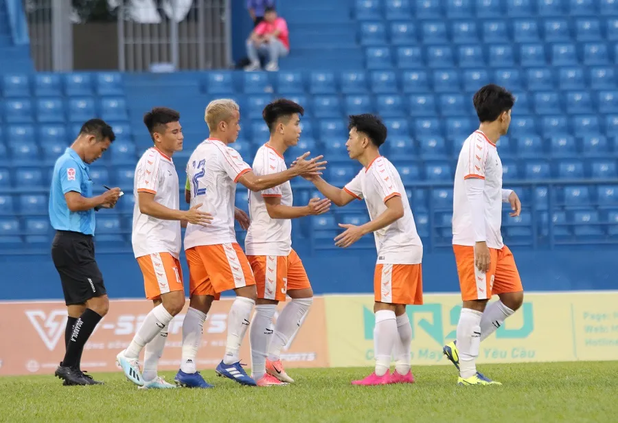 LS V-League 2021: Thong thả như... HLV Lê Huỳnh Đức ảnh 1