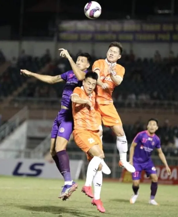 LS V-League 2021: Nóng từ các cuộc đua tranh lực lượng ảnh 1