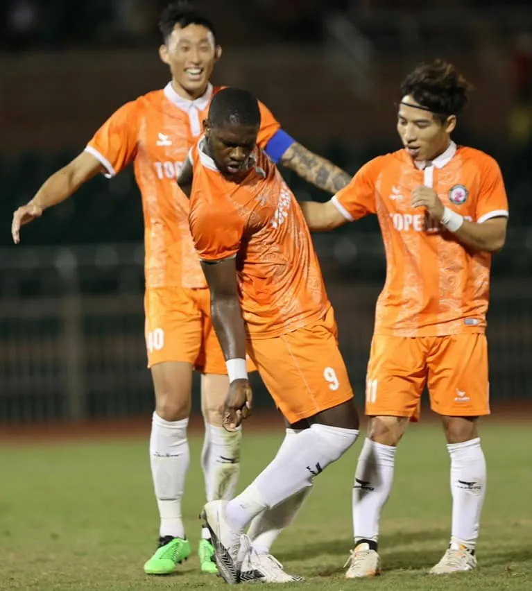 Bình Định chưa thể đá trên sân Quy Nhơn trước kỳ nghỉ Tết ảnh 1