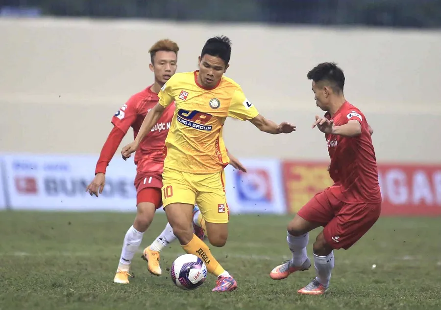 Nam Định lại thua đậm ảnh 1