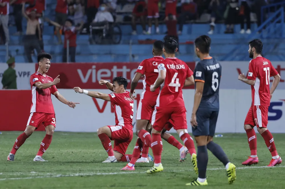 Nhà vô địch Viettel thắng trận đầu tiên tại LS V-League 2021 ảnh 1
