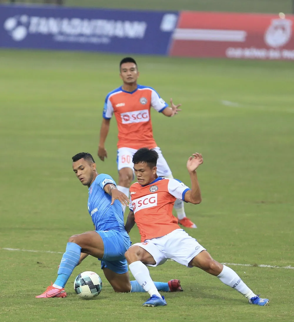 Giải hạng Nhất 2021: bóng chưa lăn đã rộn ràng ảnh 1