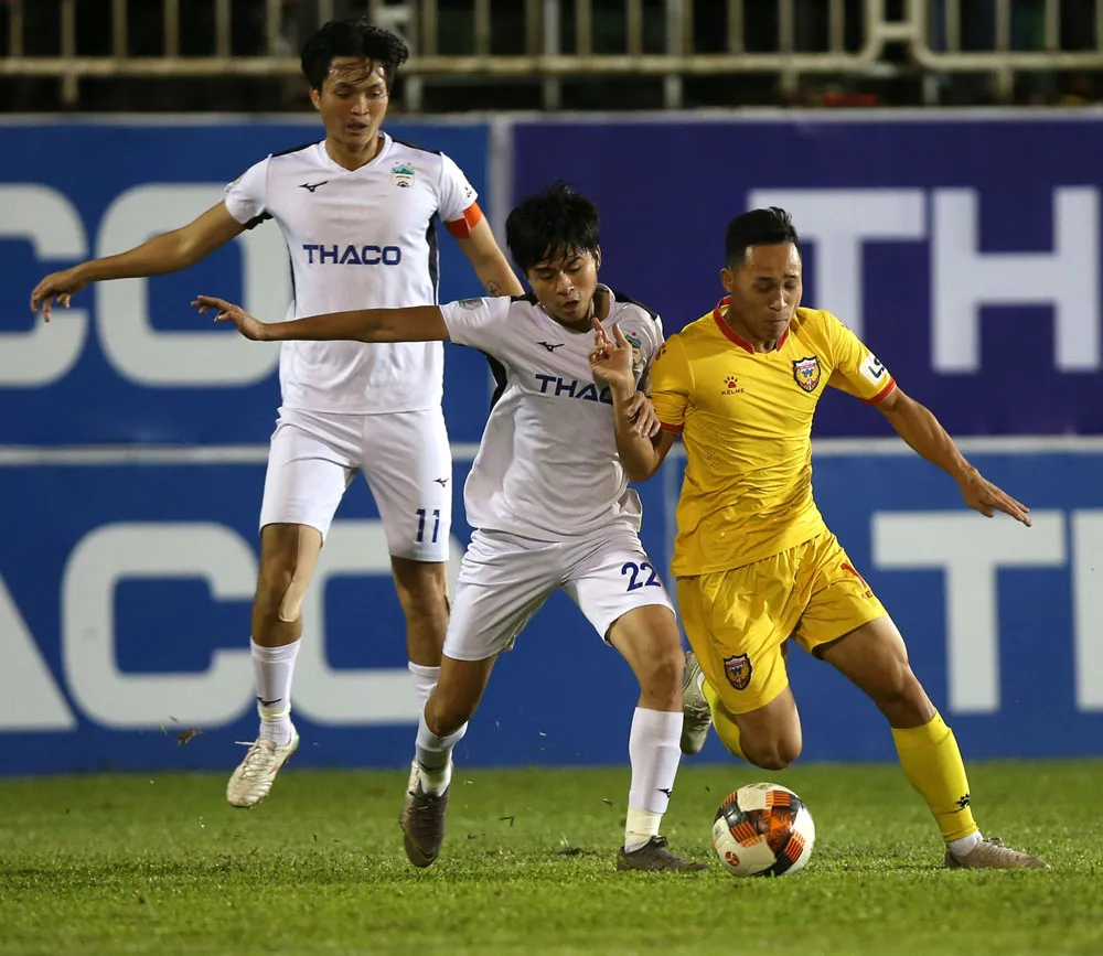 Hà Tĩnh - HAGL: Không còn đường lùi ảnh 1