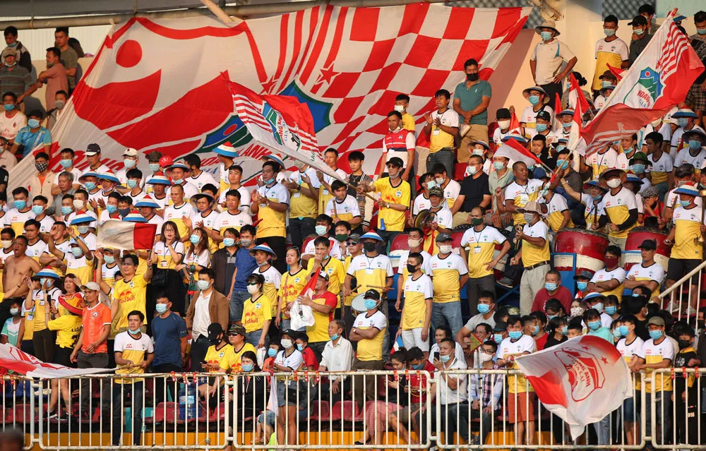 ‘Hỏa diệm sơn’ của bóng đá miền Trung ảnh 2