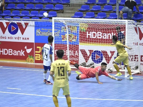 Vòng loại Giải futsal VĐQG 2021: Cao Bằng thắng trận ra quân ảnh 1