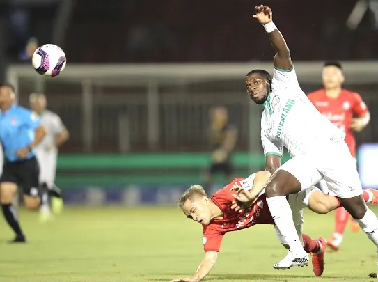 CLB TPHCM lại gục ngã trên sân nhà. Ảnh: DŨNG PHƯƠNG