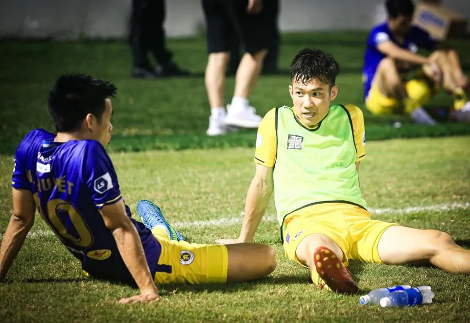 CLB Hà Nội thay HLV trưởng ảnh 1