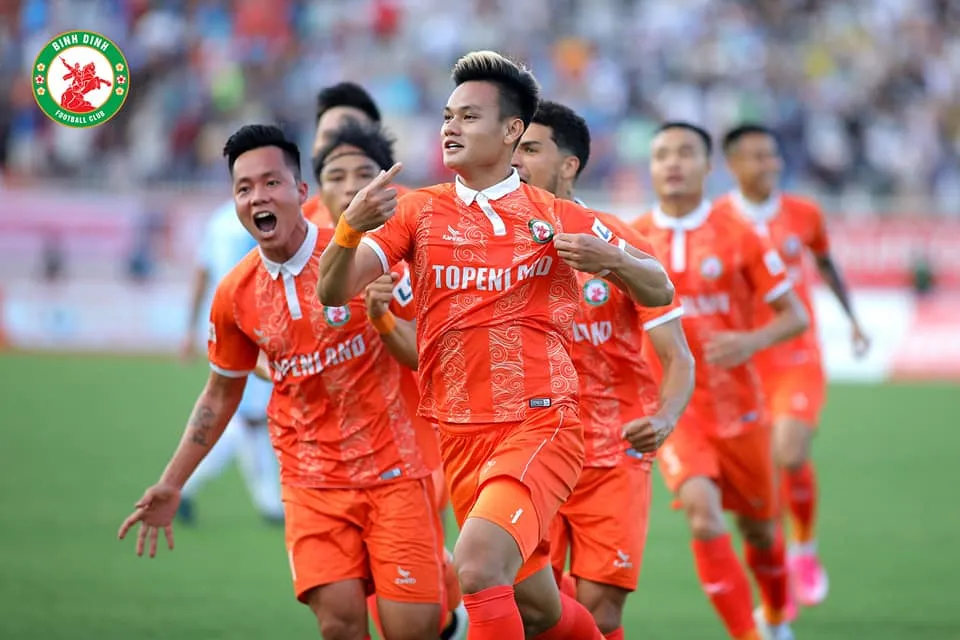 Topenland Bình Định - Viettel FC: Con gà tức nhau tiếng gáy ảnh 2