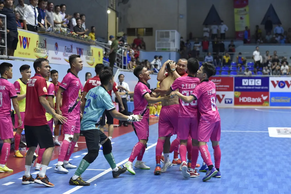 Thái Sơn Nam ‘trút giận’ lên Cao Bằng ảnh 1