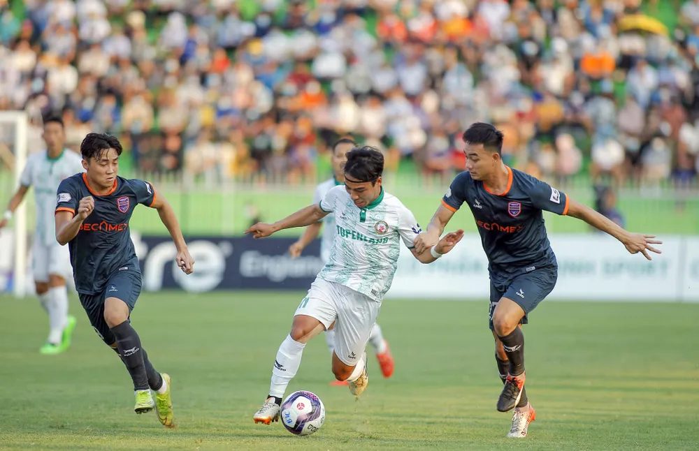 Becamex Bình Dương bất ngờ thay HLV trưởng ảnh 1