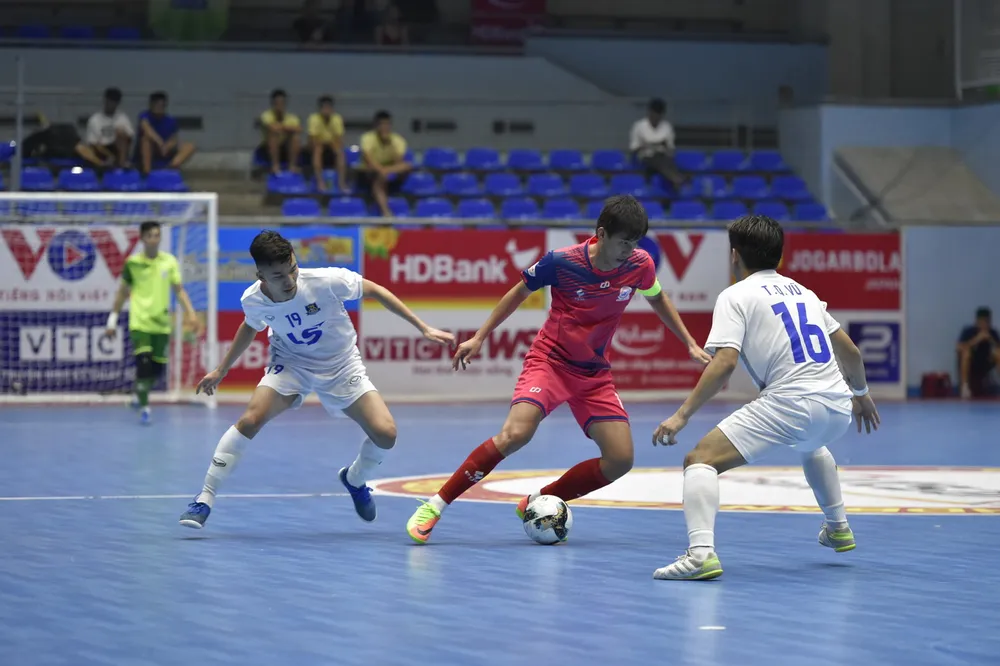 Thái Sơn Nam tiếp tục thắng thuyết phục ảnh 1