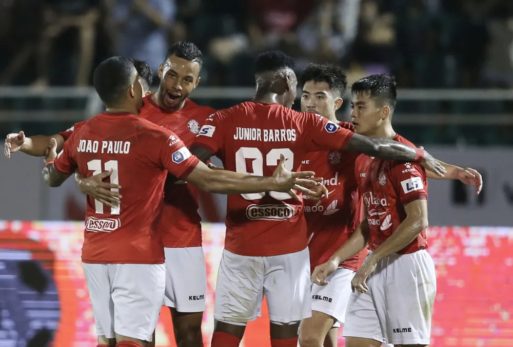 Chất lượng ngoại binh vẫn là bài toán khó ở CLB TPHCM. Ảnh: VPF