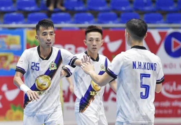 Trọng Luân cùng Zetbit Sài Gòn đang thăng hoa ở giải futsal VĐQG 2021