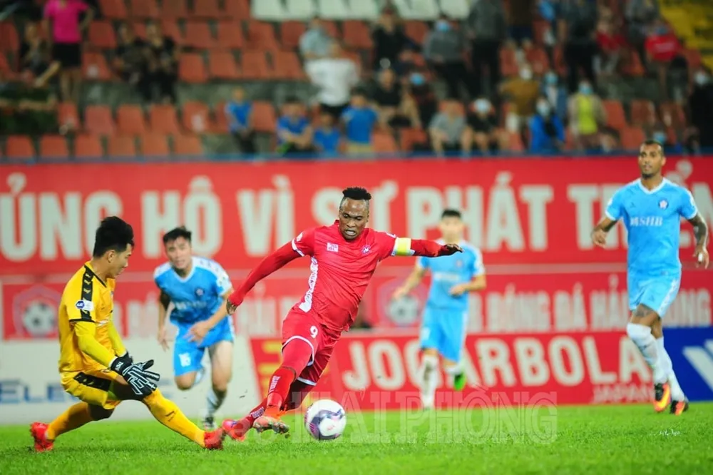 Ông Trần Mạnh Hùng rời ghế Chủ tịch CLB Hải Phòng ảnh 1