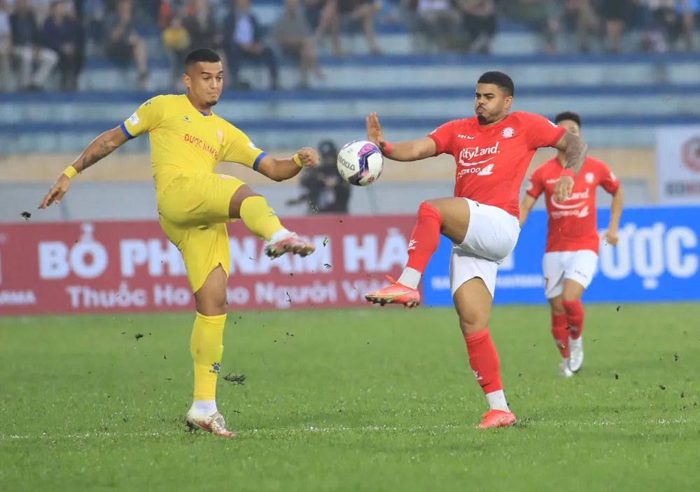 CLB TPHCM: Còn ‘cửa’ nào để vào tốp 6? ảnh 1