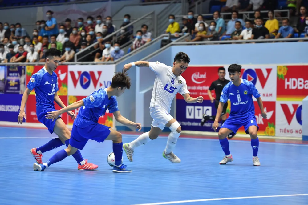 Sahako và Thái Sơn Nam cùng thắng trận ảnh 1