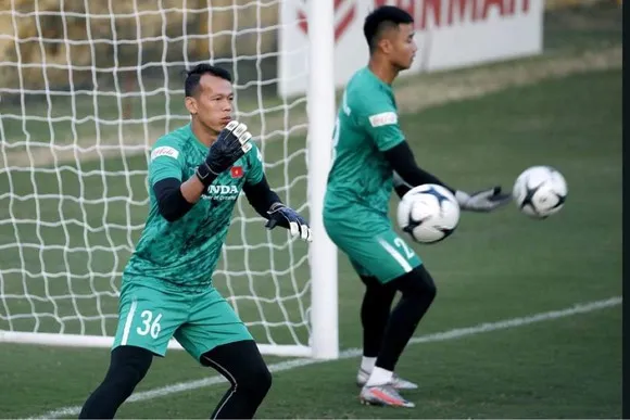 Văn Hậu và Anh Đức trở lại ĐTQG ảnh 1