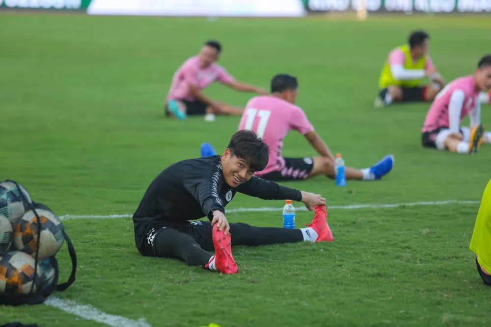 Hà Nội FC tiếp tục chi viện cho Quảng Nam ảnh 1