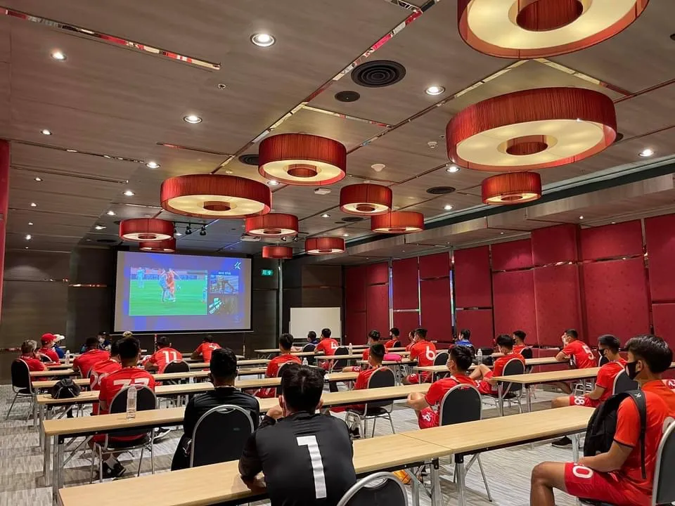 Ông Jurgen Gede là HLV trưởng Viettel tại AFC Champions League 2021 ảnh 2