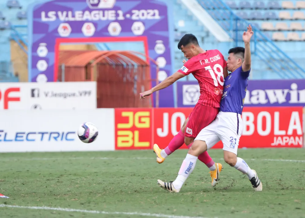 CLB Sài Gòn và CLB Hà Nội cùng nhẹ áp lực khi AFC Cup bị hủy. Ảnh: SGFC