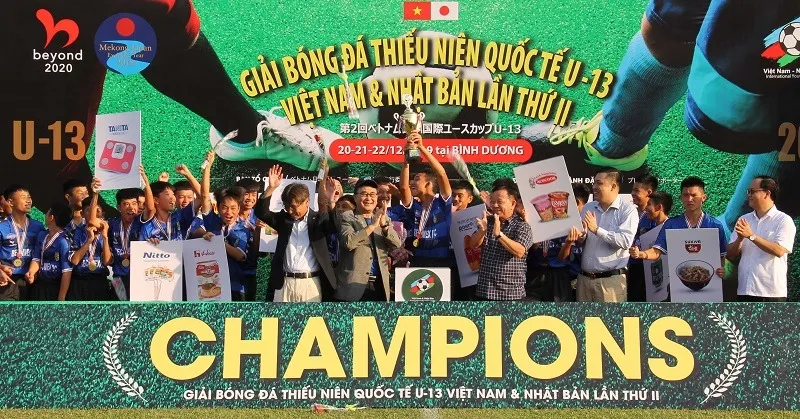 CLB vô địch J.League Nhật Bản mở trường học bóng đá đầu tiên tại Việt Nam ảnh 1