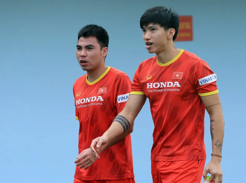 Những vấn đề ở đội tuyển trước giờ 'G' ảnh 2