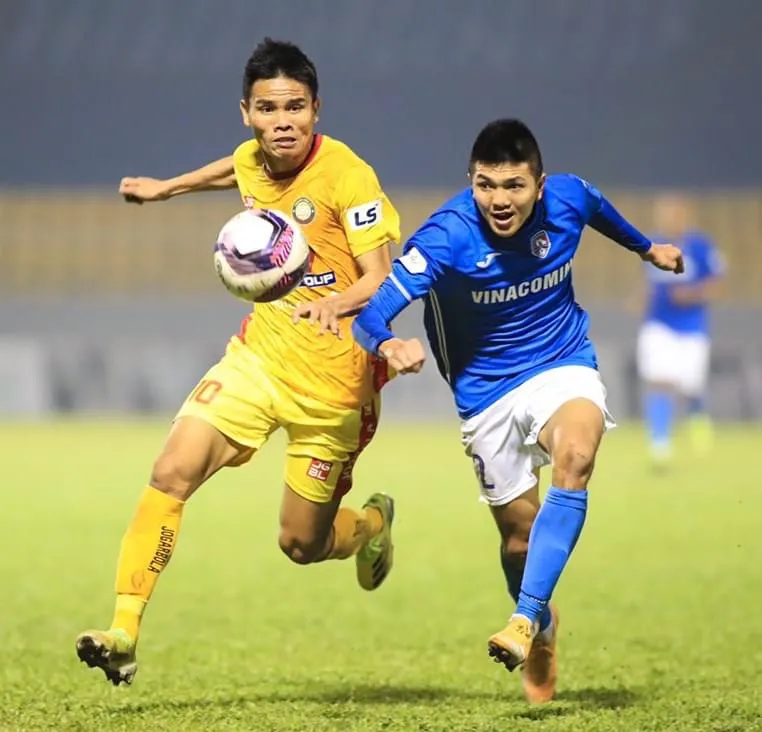 Lỗ hổng trong việc ‘ngó lơ’ cấp phép CLB chuyên nghiệp ảnh 1