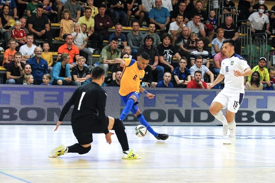 Việt Nam – Brazil: Ra ngõ gặp ứng viên vô địch (VTV5, VTV6 trực tiếp 0g ngày 14-9) ảnh 2