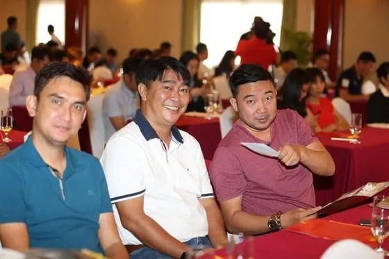 HLV Nguyễn Tuấn Phong tái xuất trong khu kỹ thuật CLB TPHCM ảnh 1