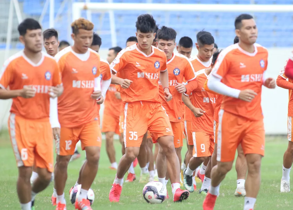 HLV Phan Thanh Hùng: “Ưu tiên tái tạo bản sắc của bóng đá Đà Nẵng“ ảnh 2