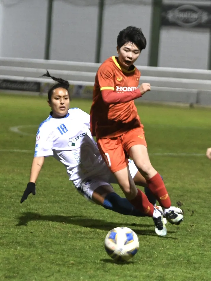 Đội nữ Việt Nam thắng trận giao hữu đầu tiên tại Tây Ban Nha ảnh 1
