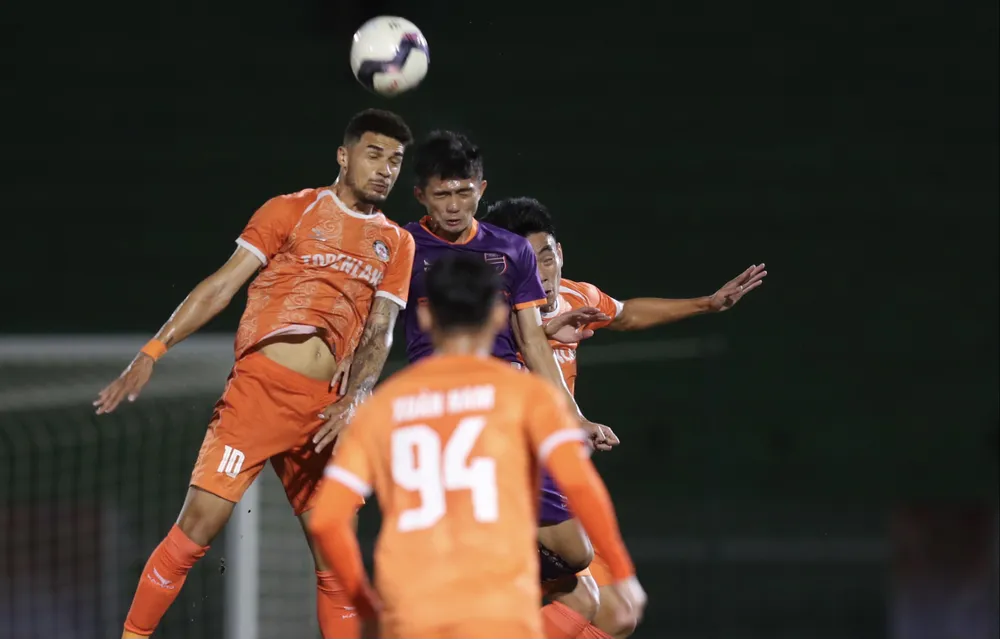 Thắng chủ nhà 3-1, Becamex Bình Dương hâm nóng cuộc đua vô địch ảnh 1