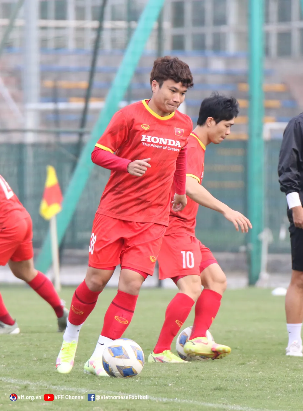 Trận đấu với đội tuyển Trung Quốc rất đặc biệt ảnh 1