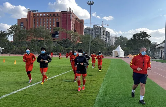 Đội tuyển trên sân tập ngày 22-1